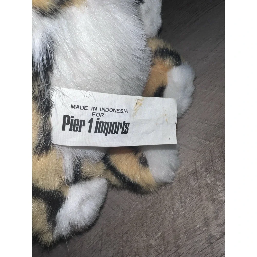 Pier 1 Imports Bangel Tiger Sitting Plush Stuffed Animal 9'' - Picture 4 of 4